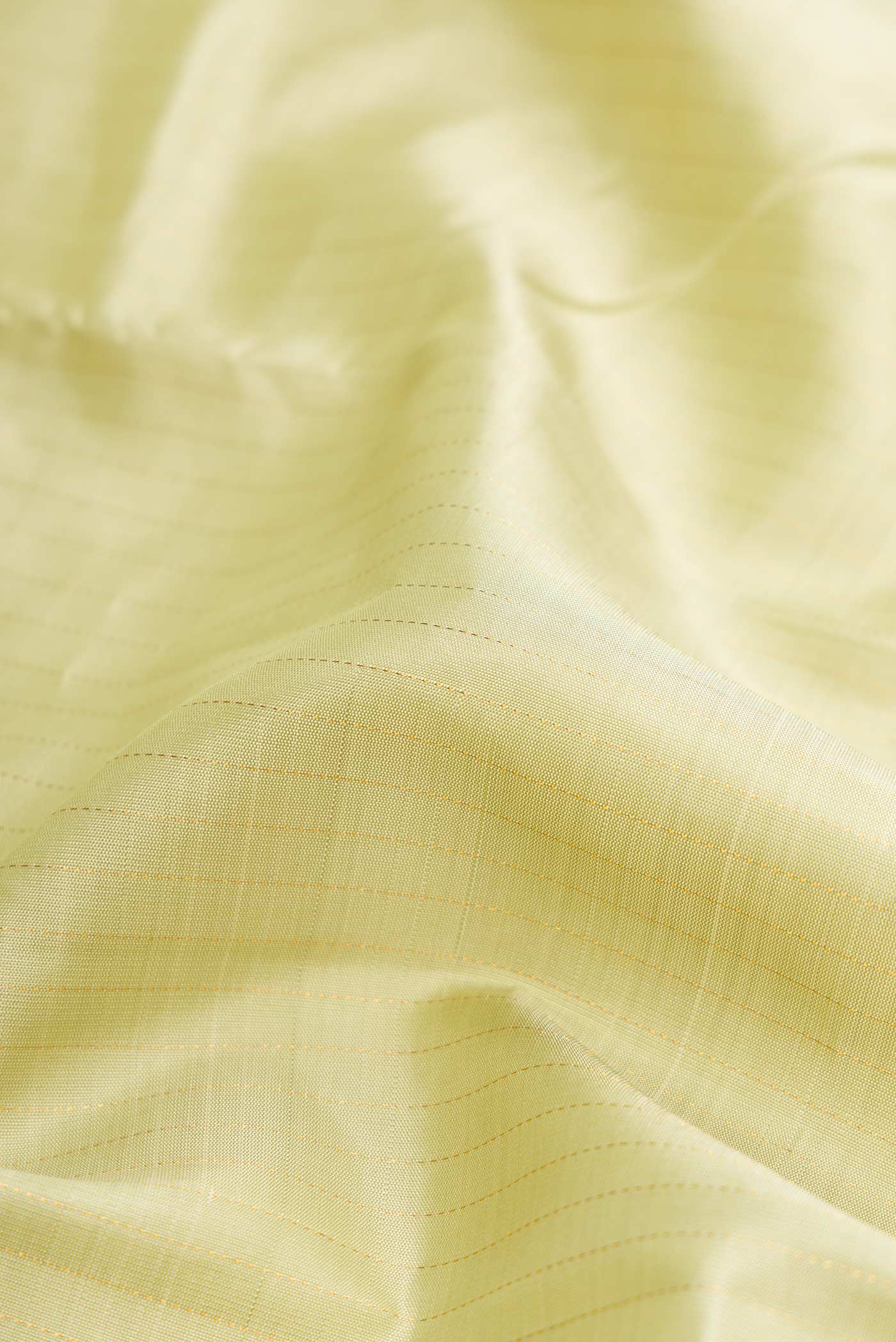Pure Silk Pure Zari Pista Green Dual Tone Kanjivaram Saree - Image 2