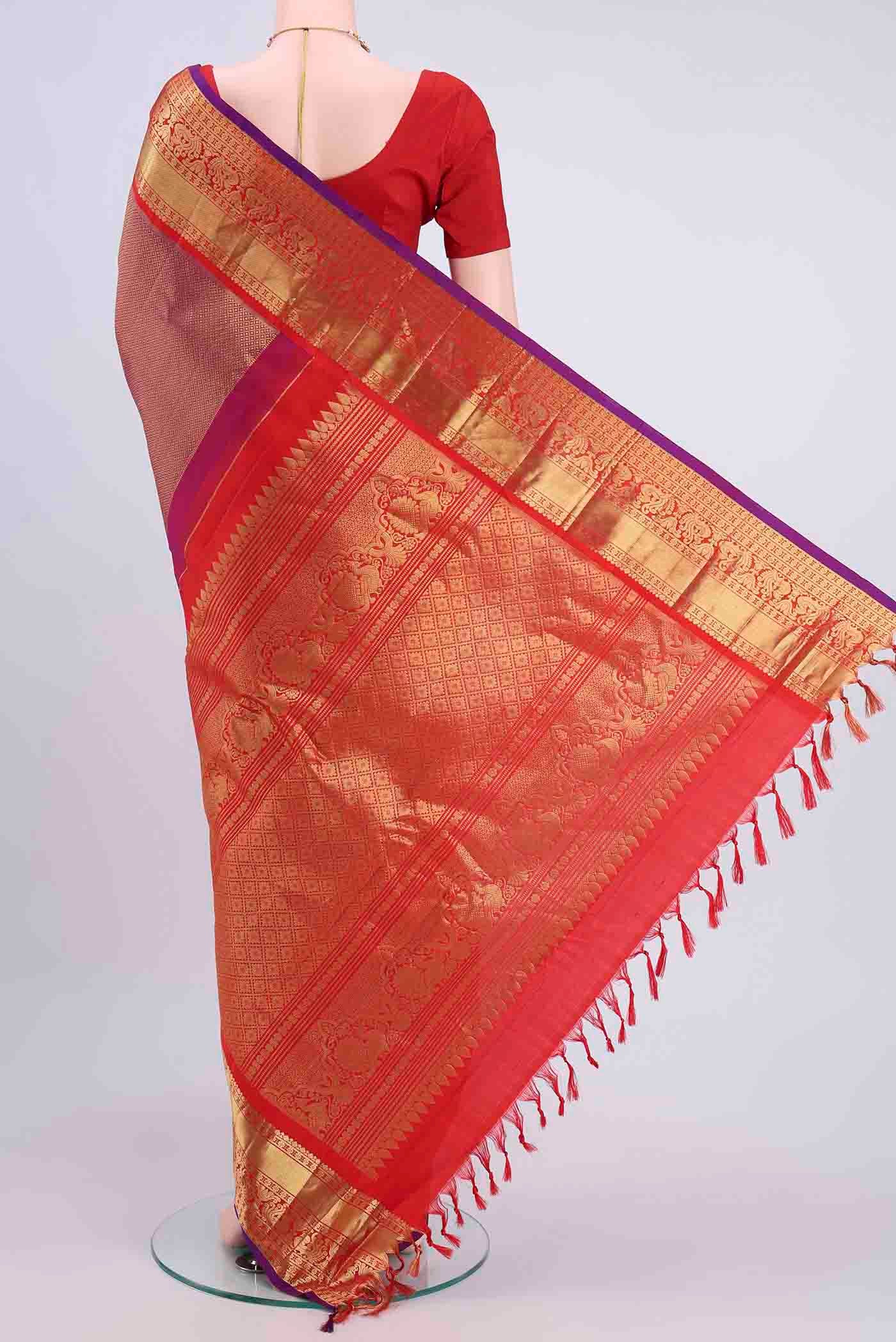 Purple Dual Tone Gadwal Silk Saree - Image 3