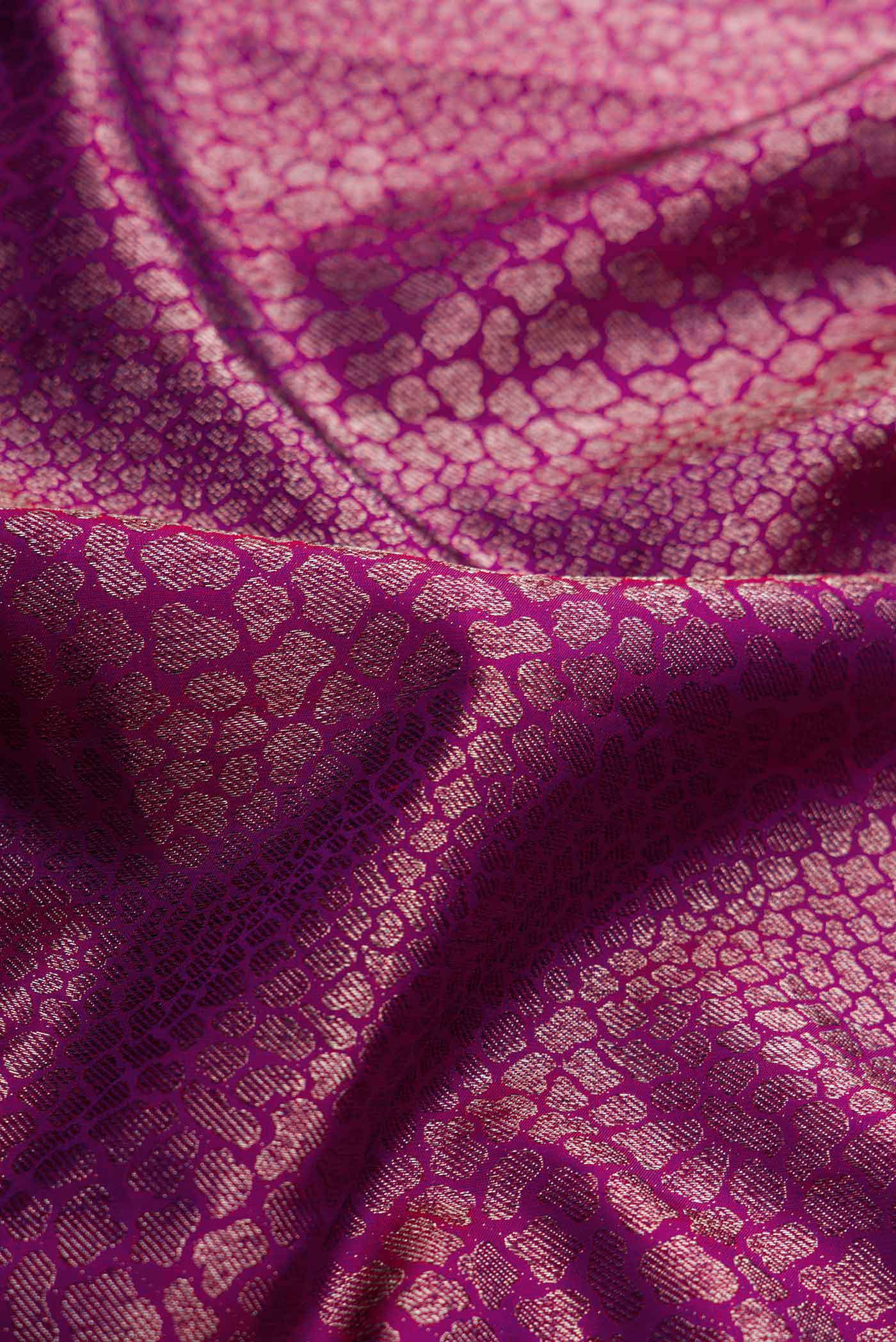 Purple Dual Tone Kanjivaram Silk Saree - Image 2