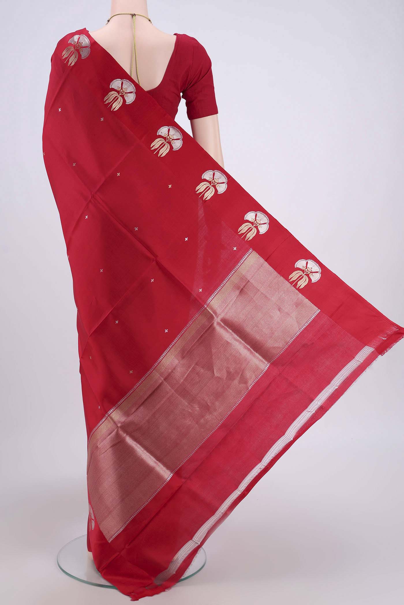 Red Banarasi Silk Saree - Image 3