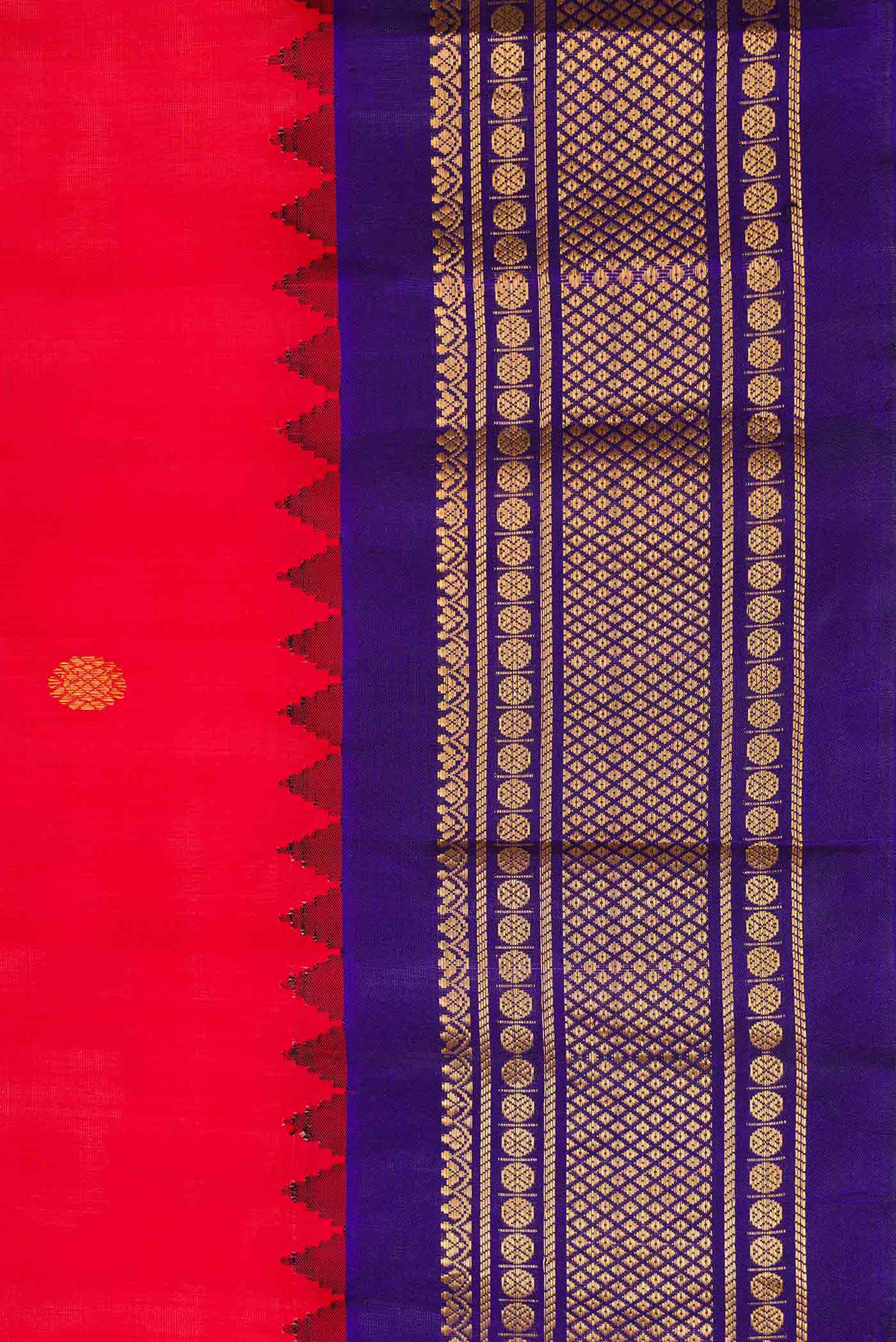 Red Dual Tone Gadwal Silk Saree - Image 3