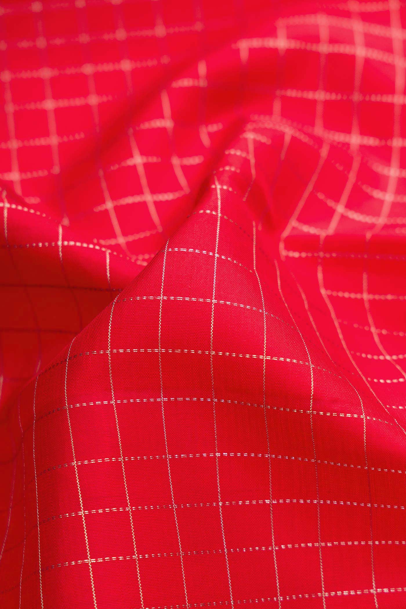 Red with Pink Color Kanchipuram Silk Saree - Image 2