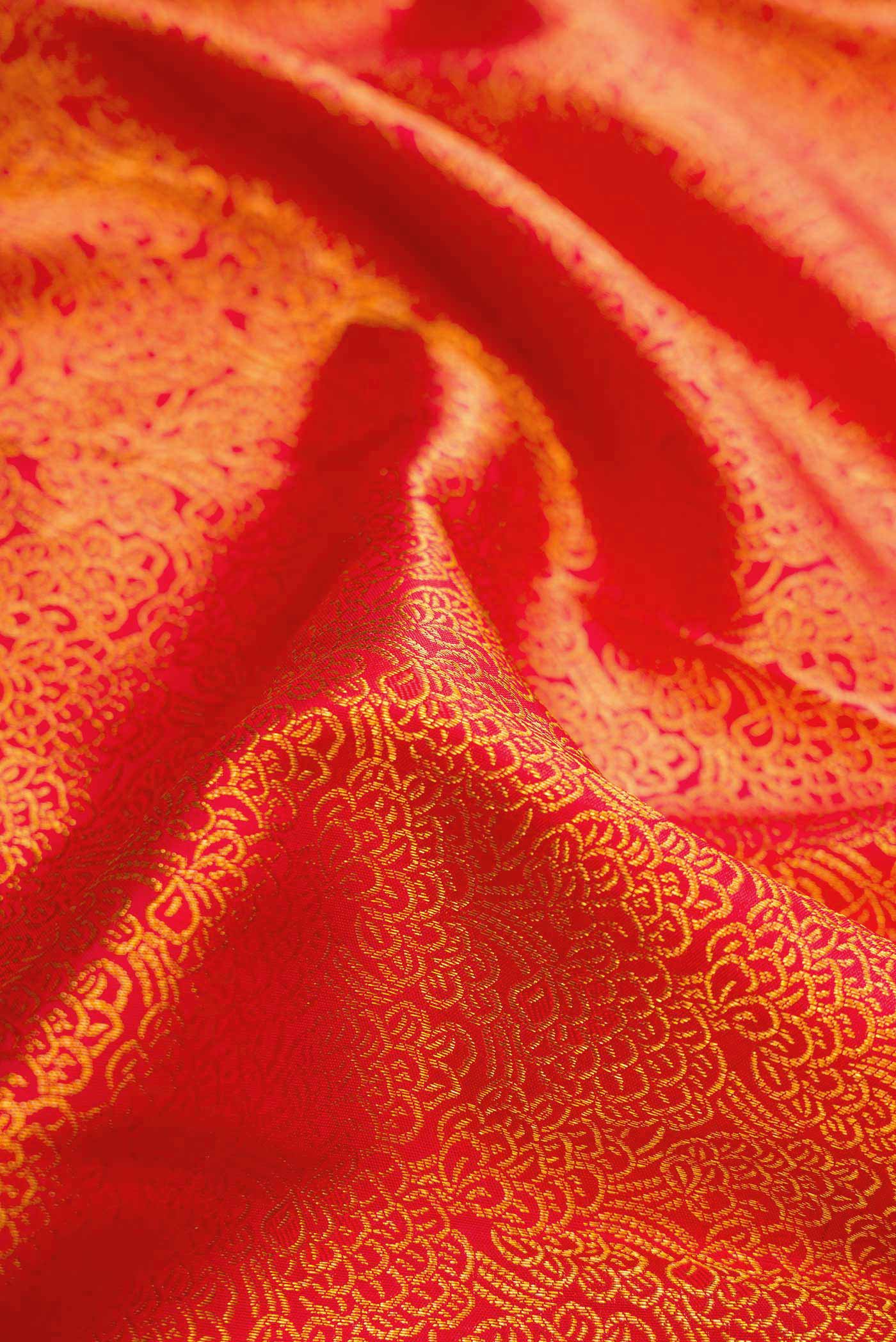 Red Kanchipuram Silk Saree - Image 2