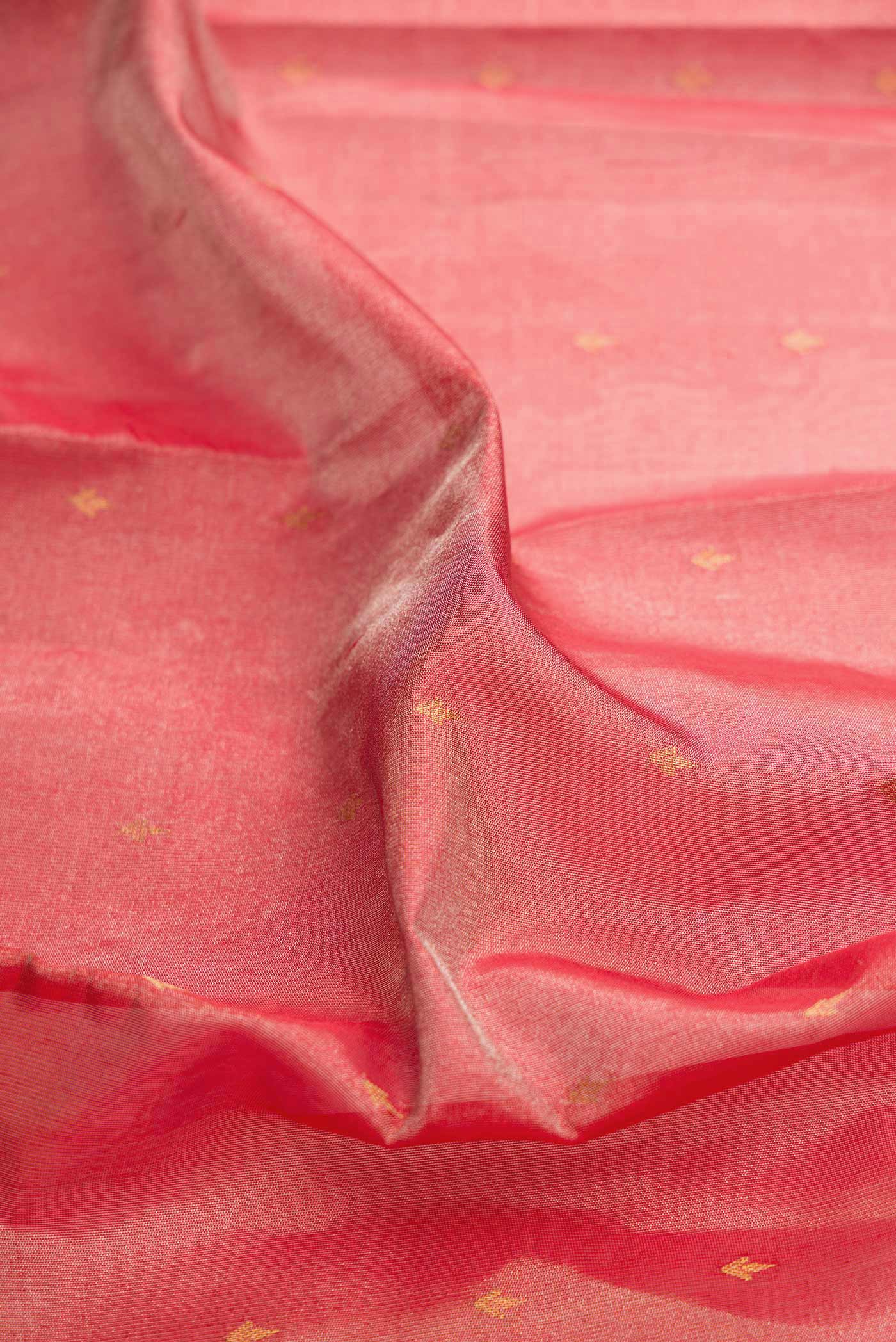 Red Dual Tone Kanchipuram Tissue Silk Saree - Image 2
