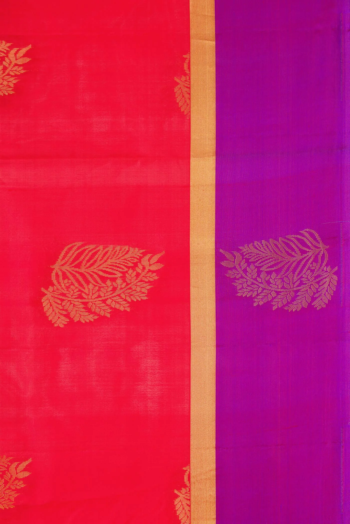 Red Soft Silk Saree - Image 3