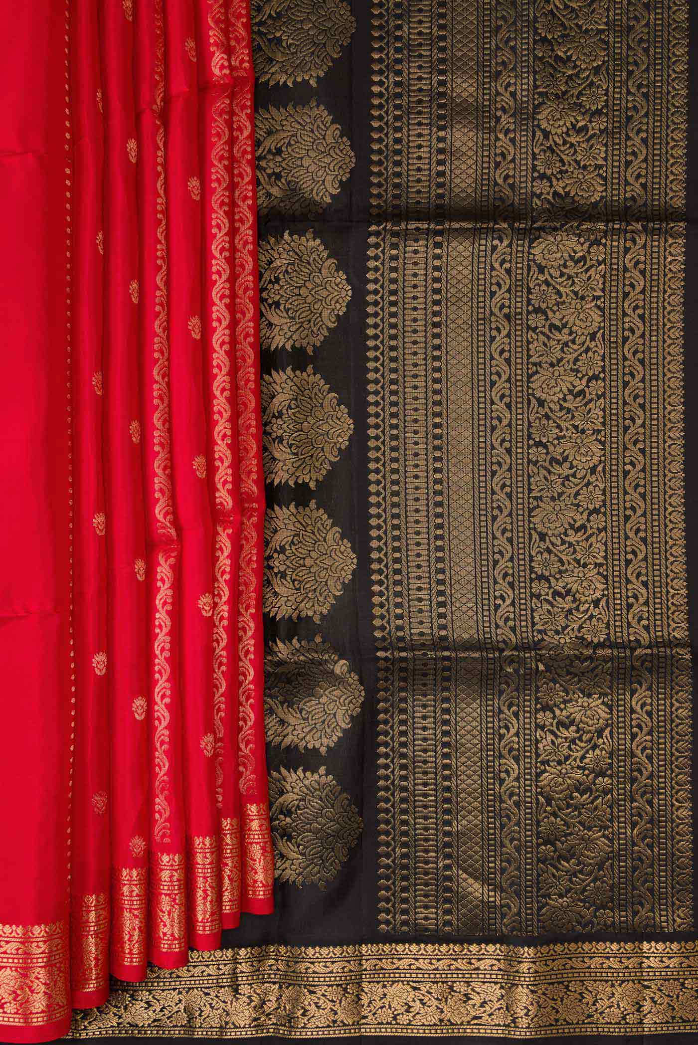 Red Soft Silk Saree - Image 4