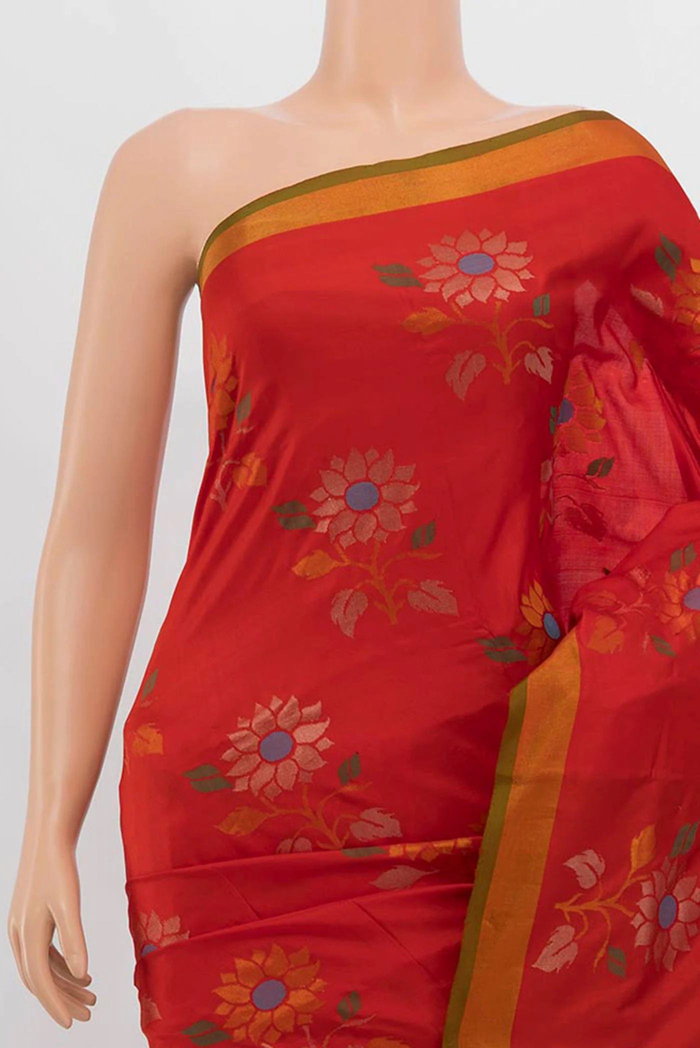 Red Uppada Silk Saree - Image 2