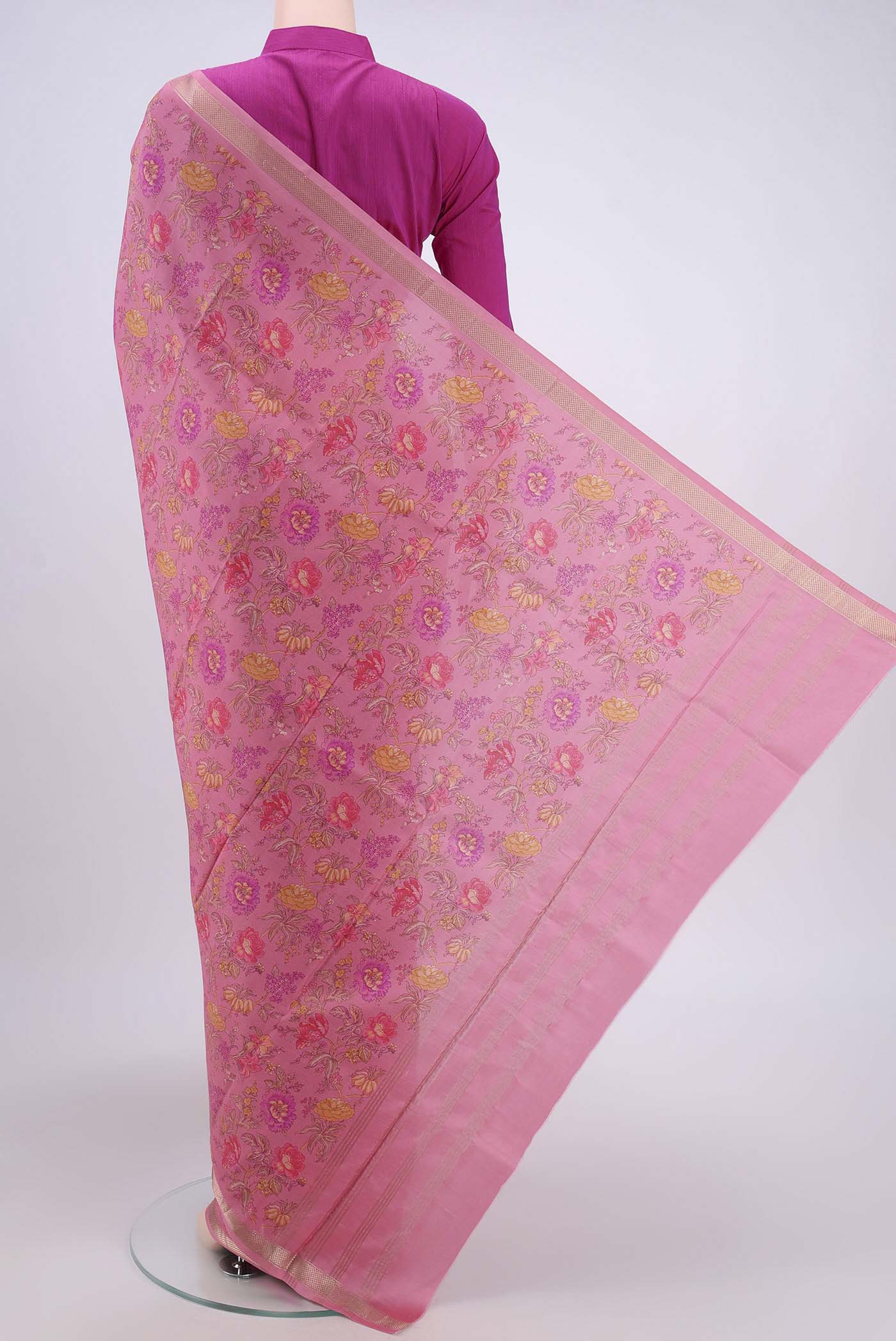 Rose pink Printed Silk Saree - Image 3