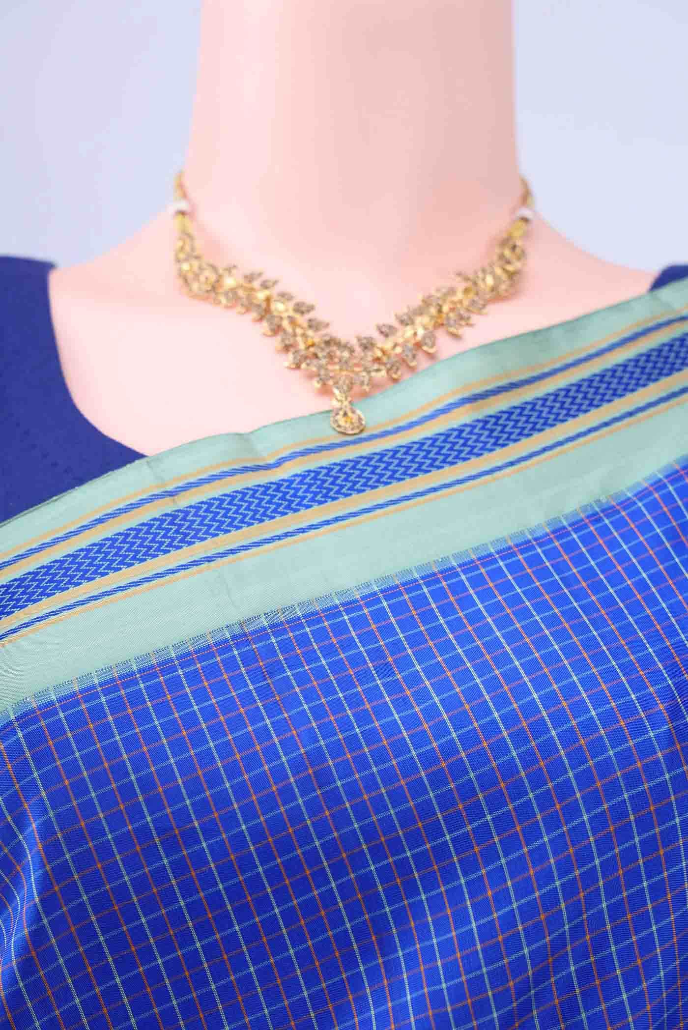 Royal Blue Kanjivaram Saree - Image 3