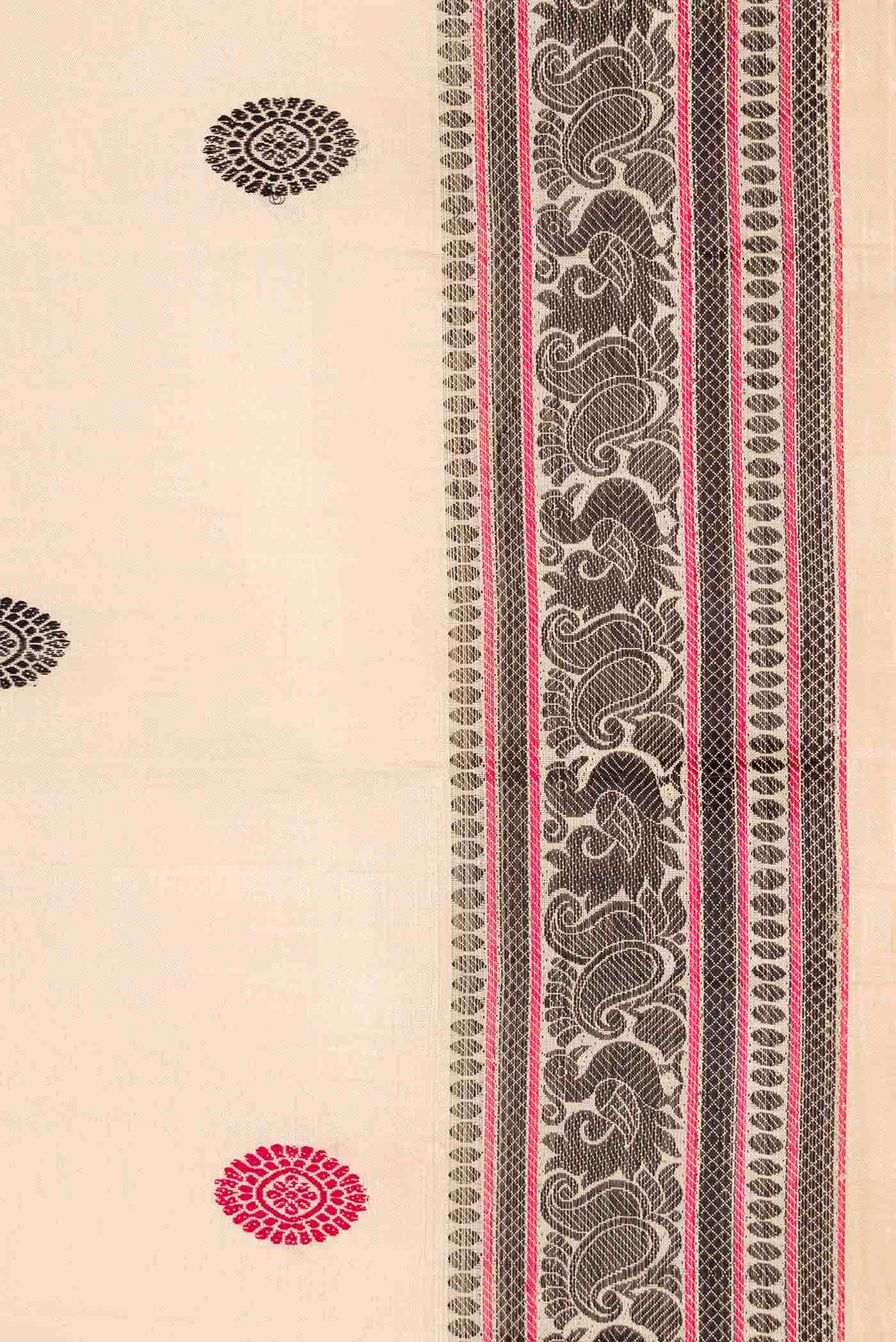 Sandal Dual Tone Kanjivaram Silk Saree - Image 5