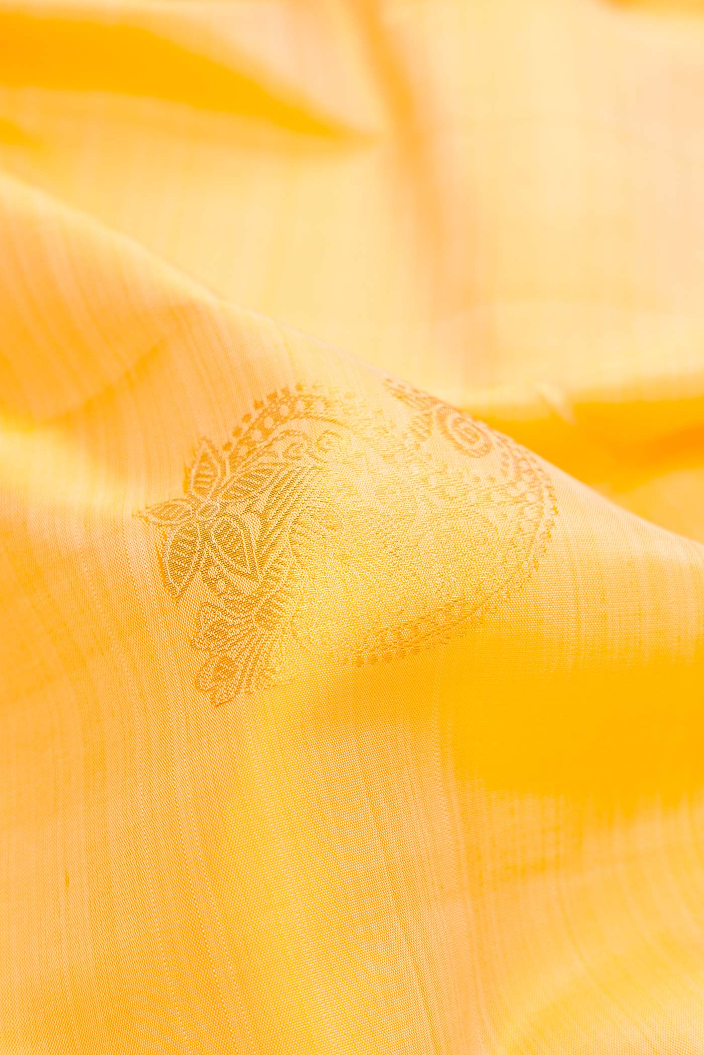Yellow Kanjivaram Silk Saree - Image 2