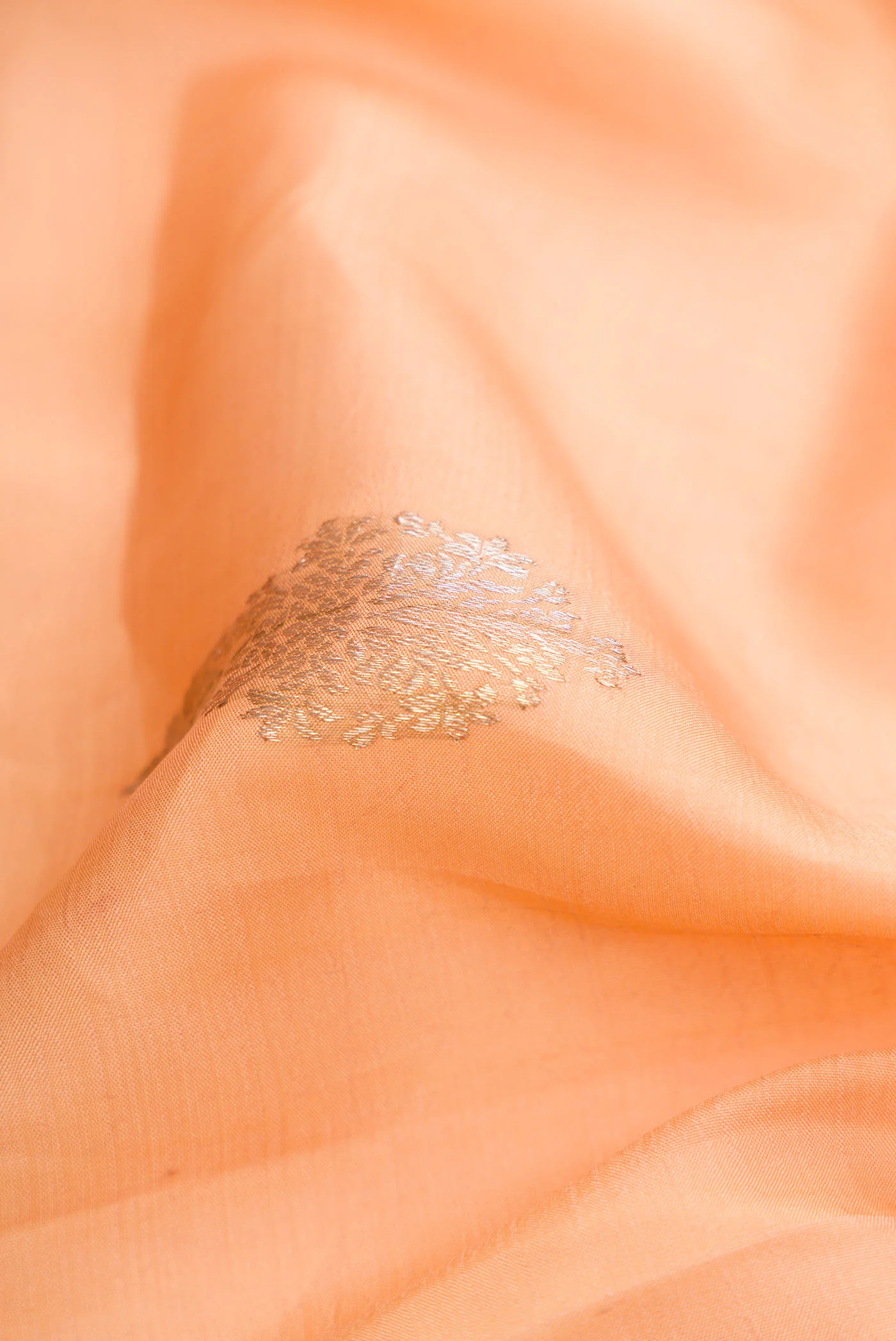 Sandal Dual Tone Kanjivaram Silk Saree - Image 2