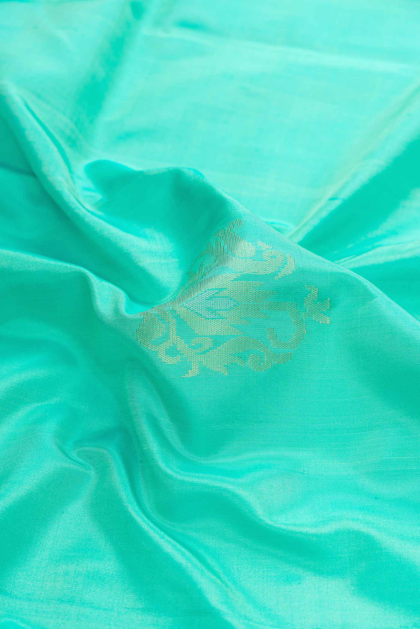 Sea Green Dual Tone Soft Silk Saree - Image 2