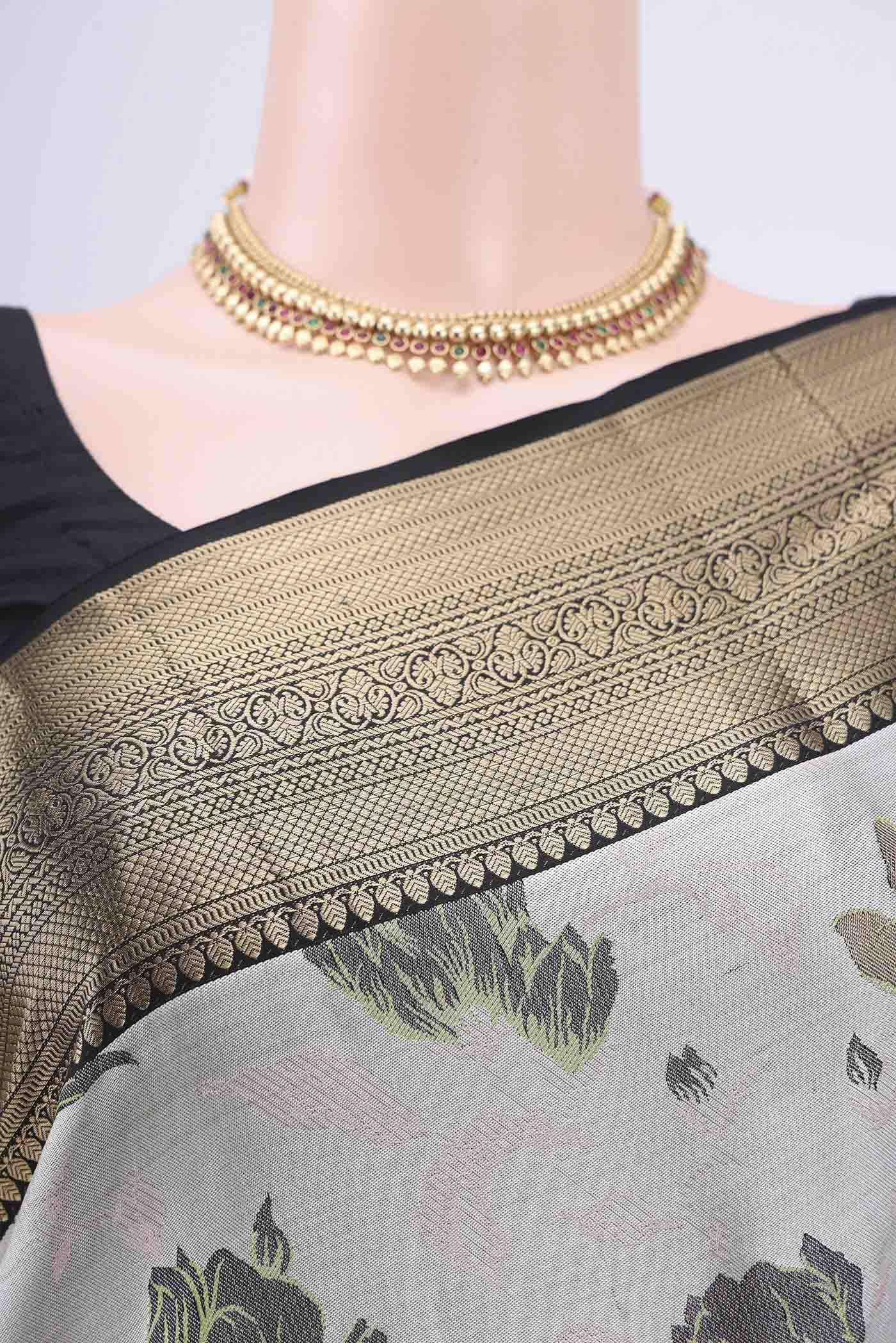 Grey Bangalore Silk Saree - Image 2