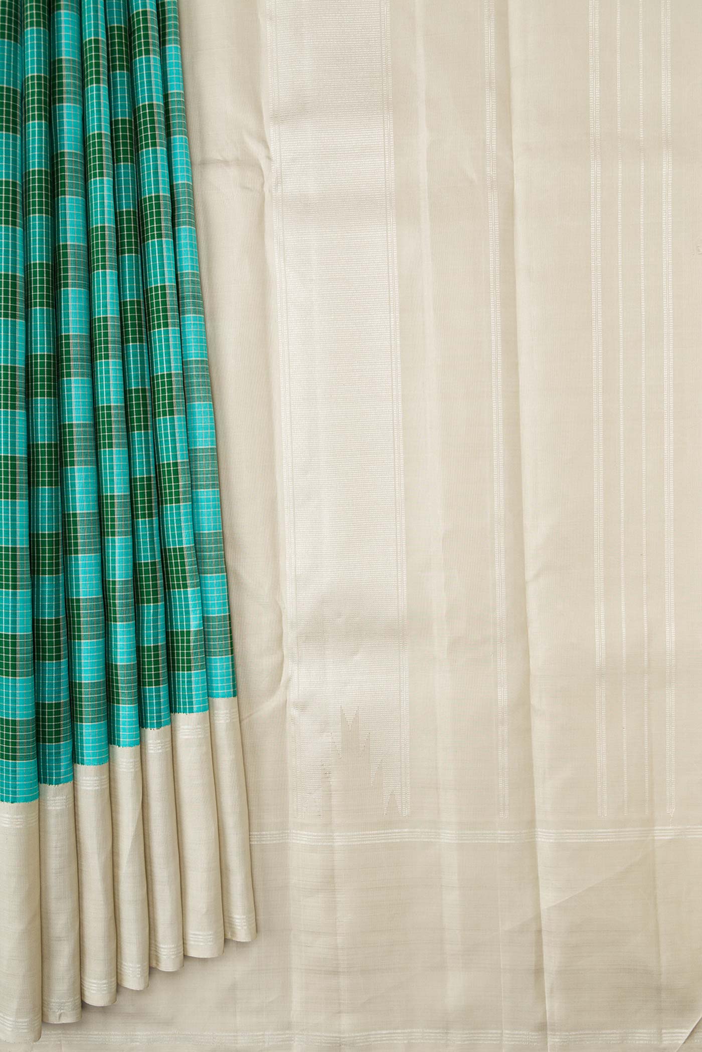 Sky blue and Silver Color Kanjivaram Silk Saree - Image 4