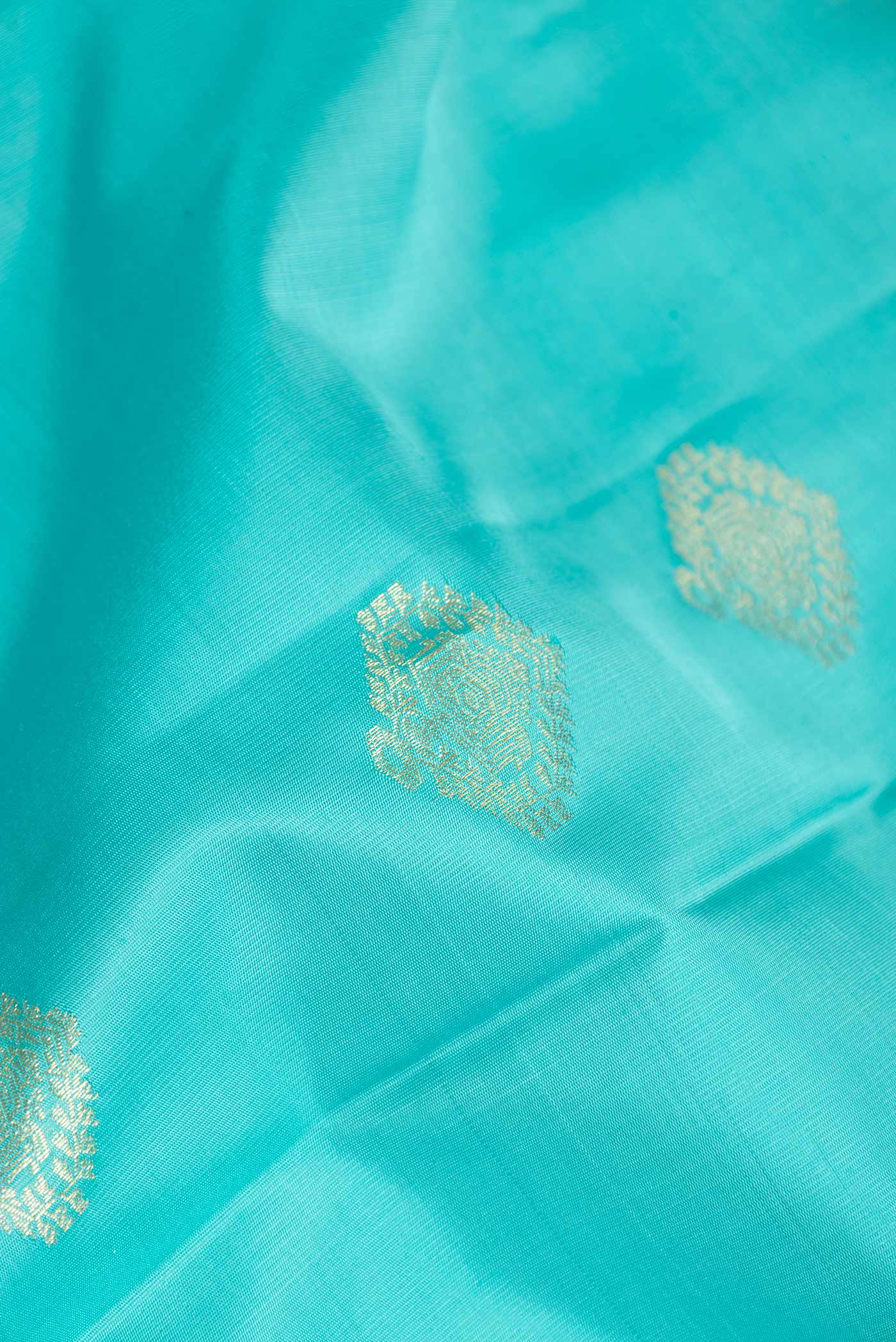 Sky Blue Dual Tone Kanjivaram Saree - Image 2