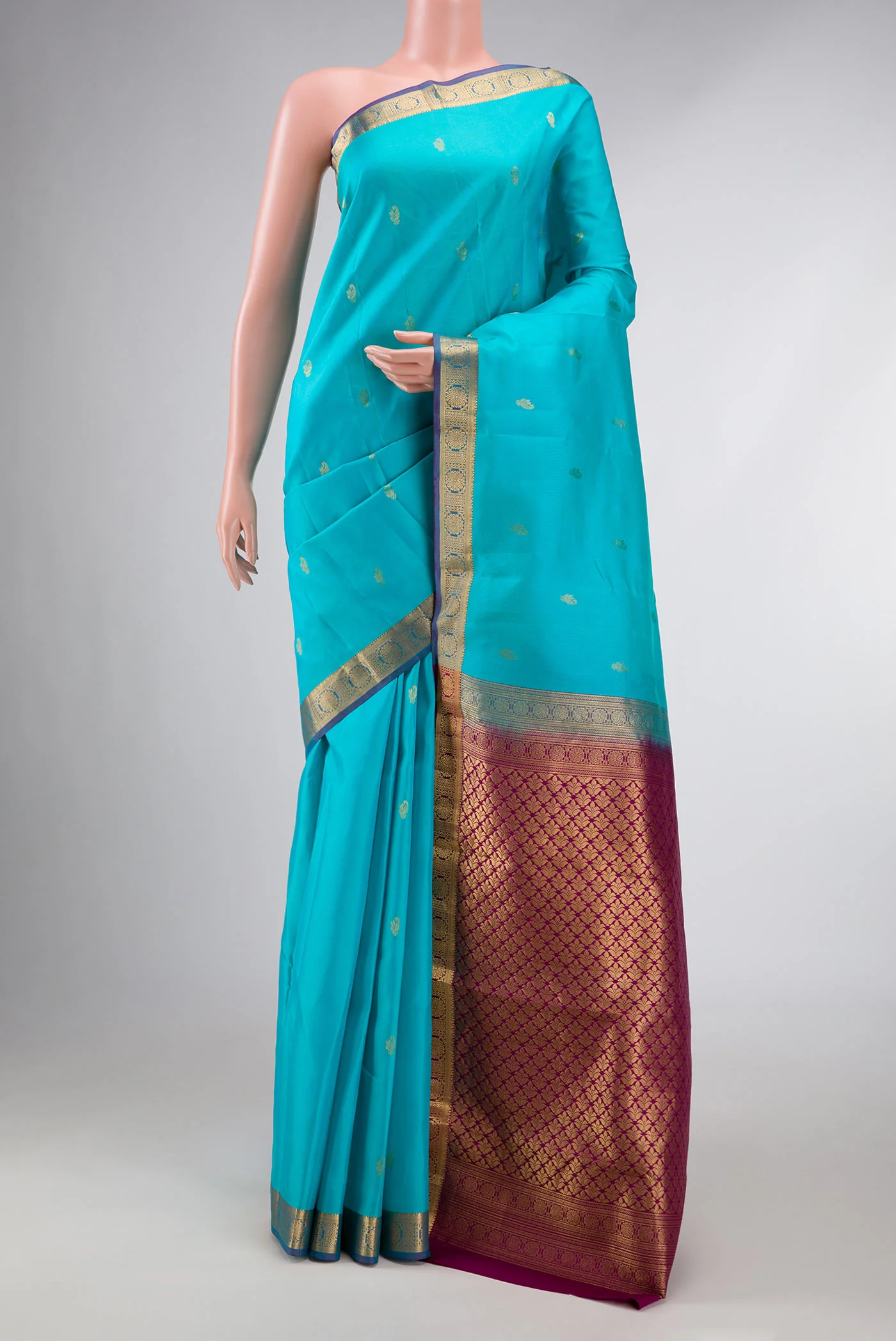 Sky Blue Dual Tone Kanchipuram Silk Saree