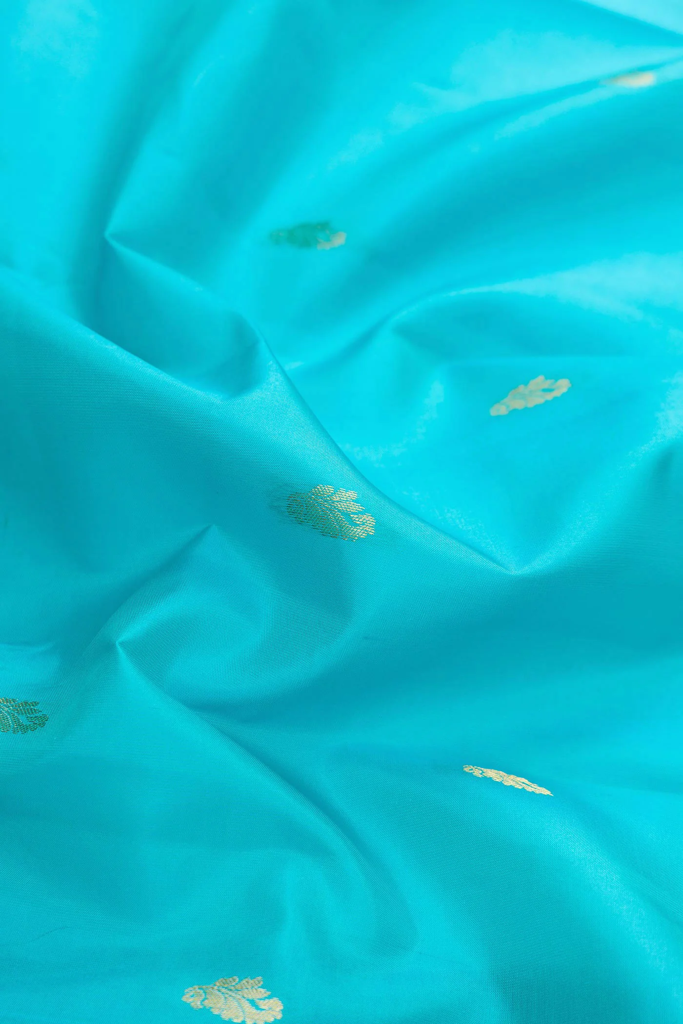 Sky Blue Dual Tone Kanchipuram Silk Saree - Image 2