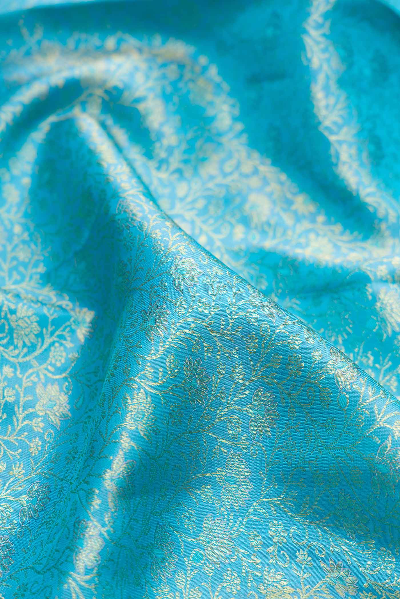 Sky Blue Dual Tone Kanchipuram Silk Saree - Image 2