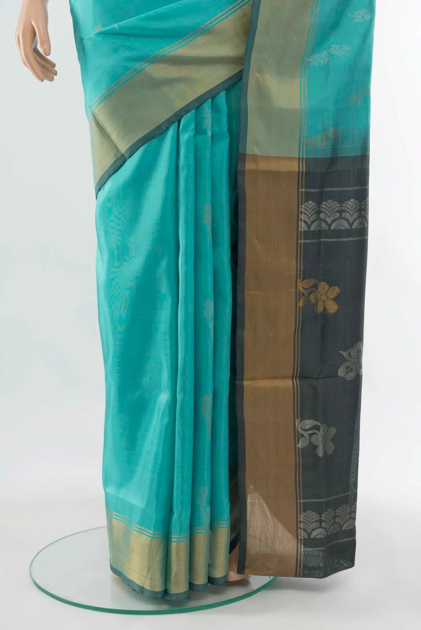 Sky Blue Uppada Silk Saree - Image 3