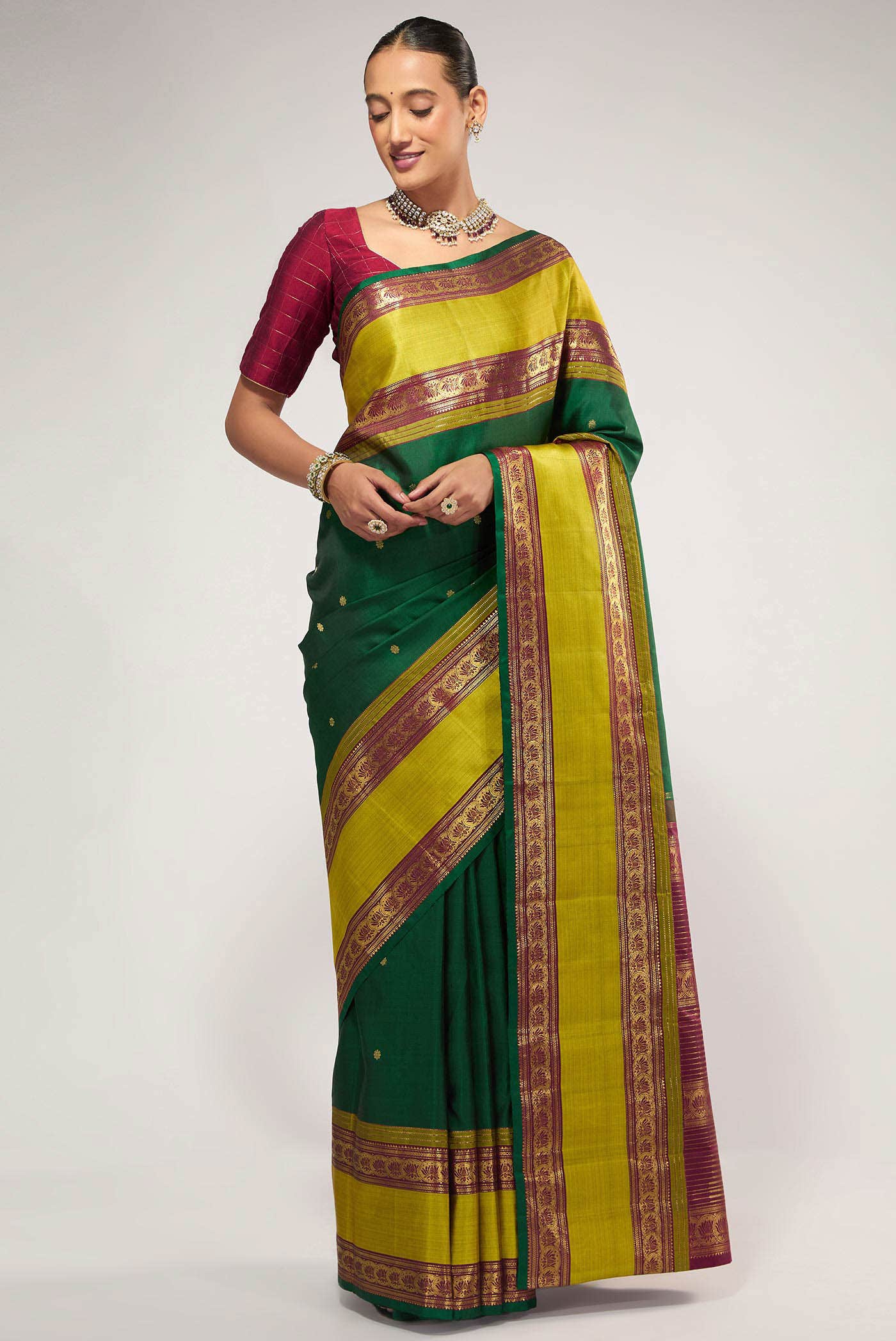 Tamira-Pure Silk Pure Gold Zari Green Kanchipuram Saree - Image 2