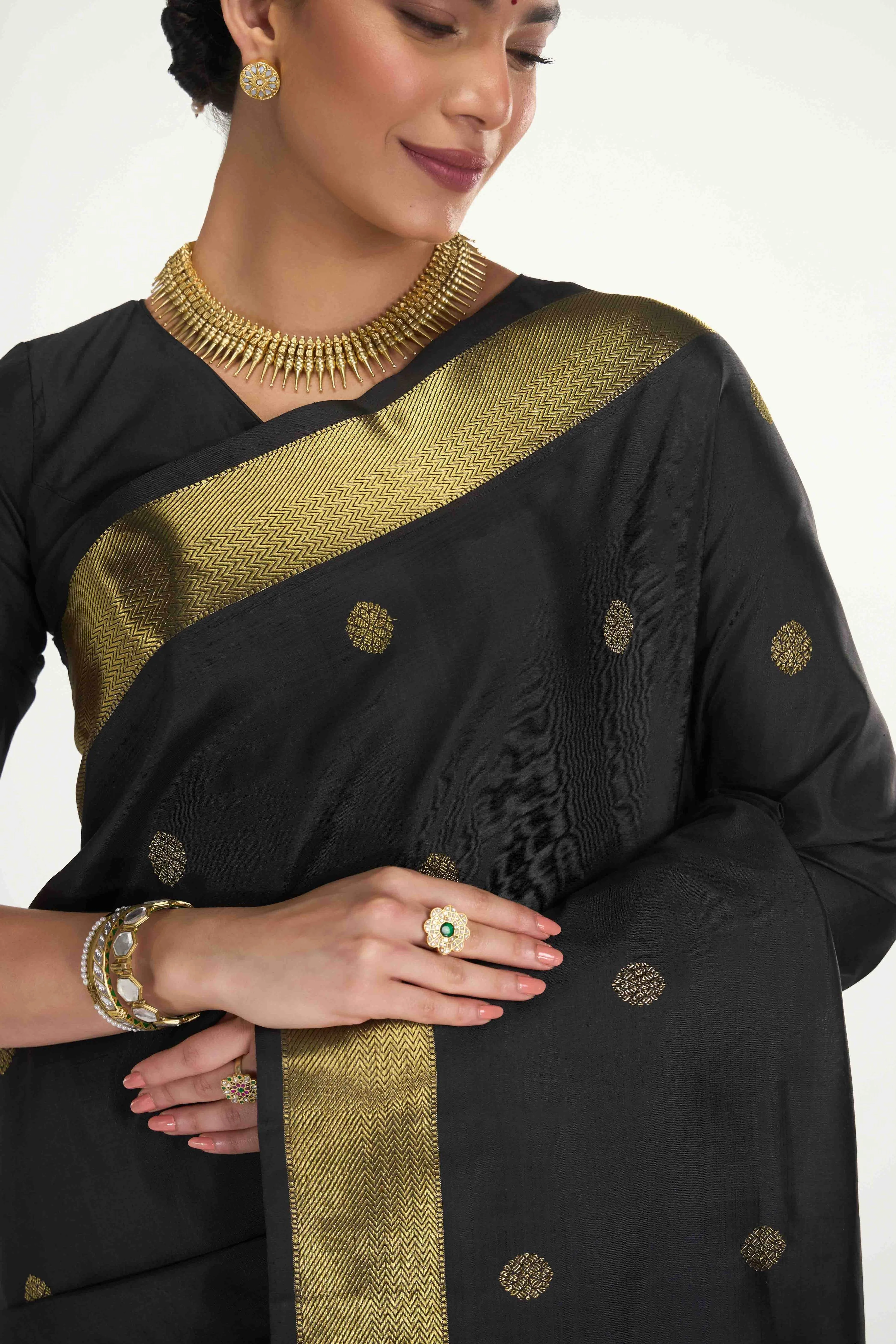 Thiruvakshi-Pure Silk Pure Gold Zari Black Kanchipuram Saree - Image 2