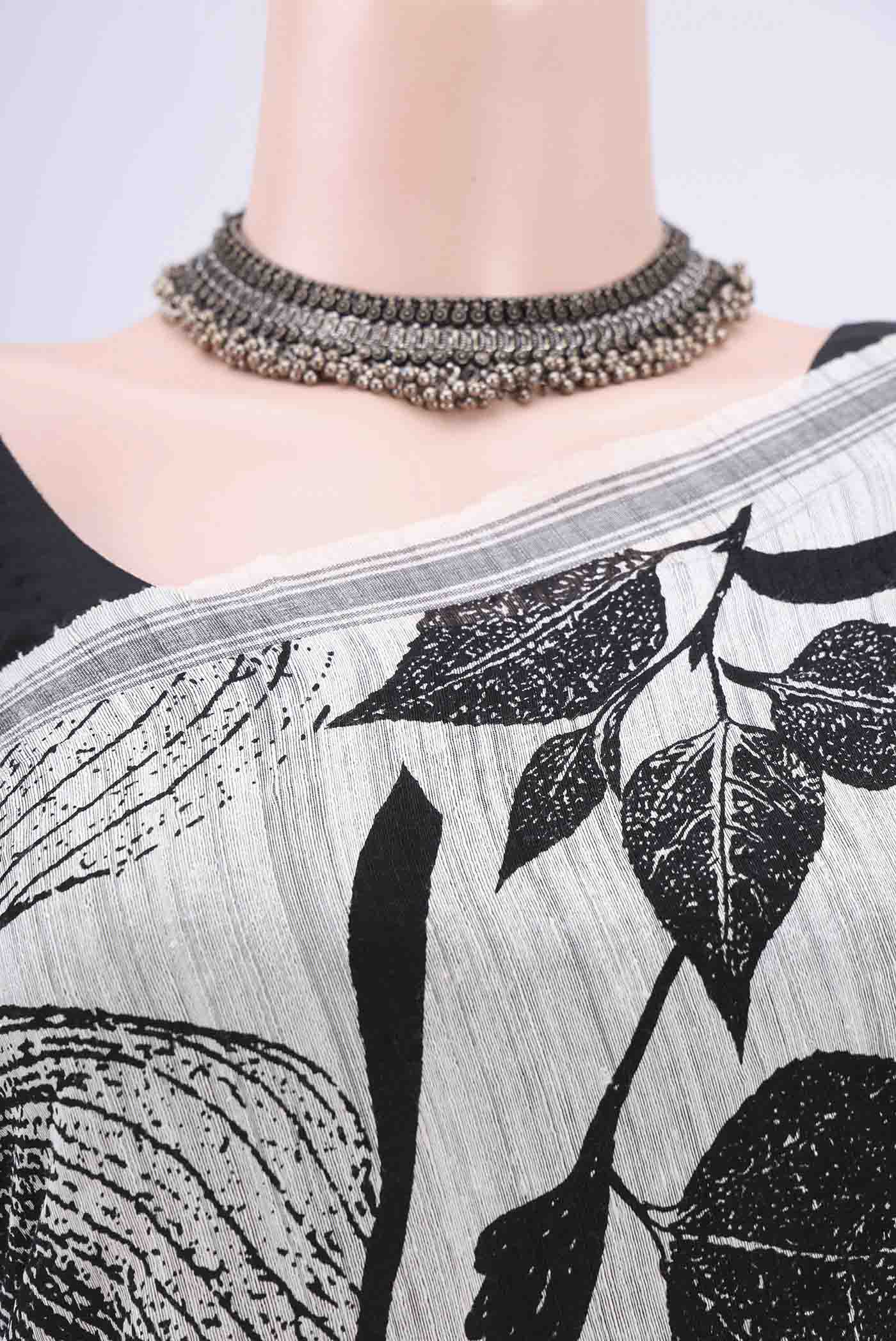 Off White Tussar Silk Saree - Image 2